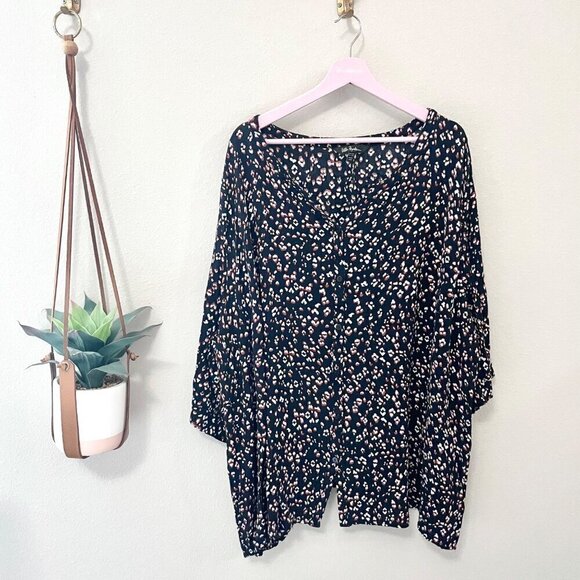 Ulla Popken Leopard Navy Long Sleeve Flowy Plus Sized Top Size 32/34 - Picture 1 of 6